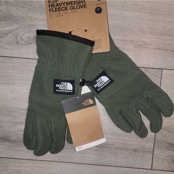 The North Face Etip™ Heavyweight Fleece Glove Size small - Picture 4 of 11